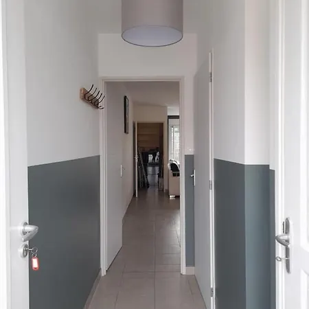 De 100m2 Avec Terrasse 펜션