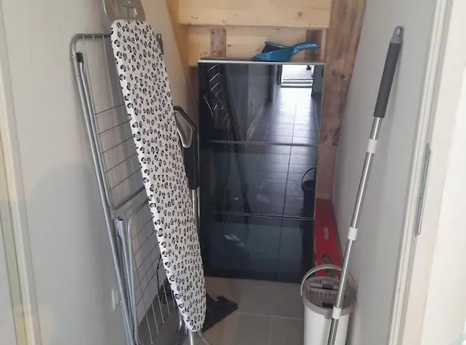 De 100m2 Avec Terrasse